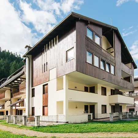 Apartman Des Alpes-8 By Interhome Canazei